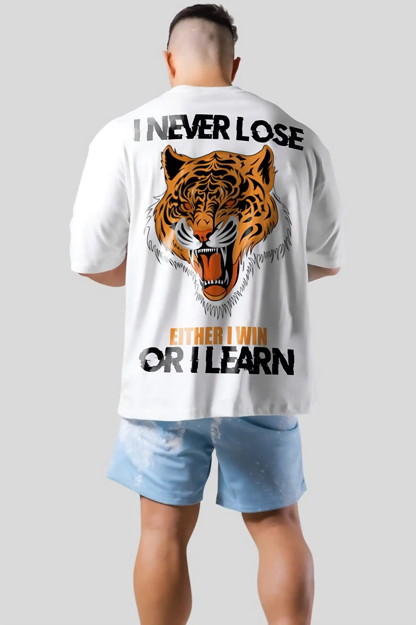 I NEVER LOSE ROAR OVERSIZED T-SHIRT (WHITE)