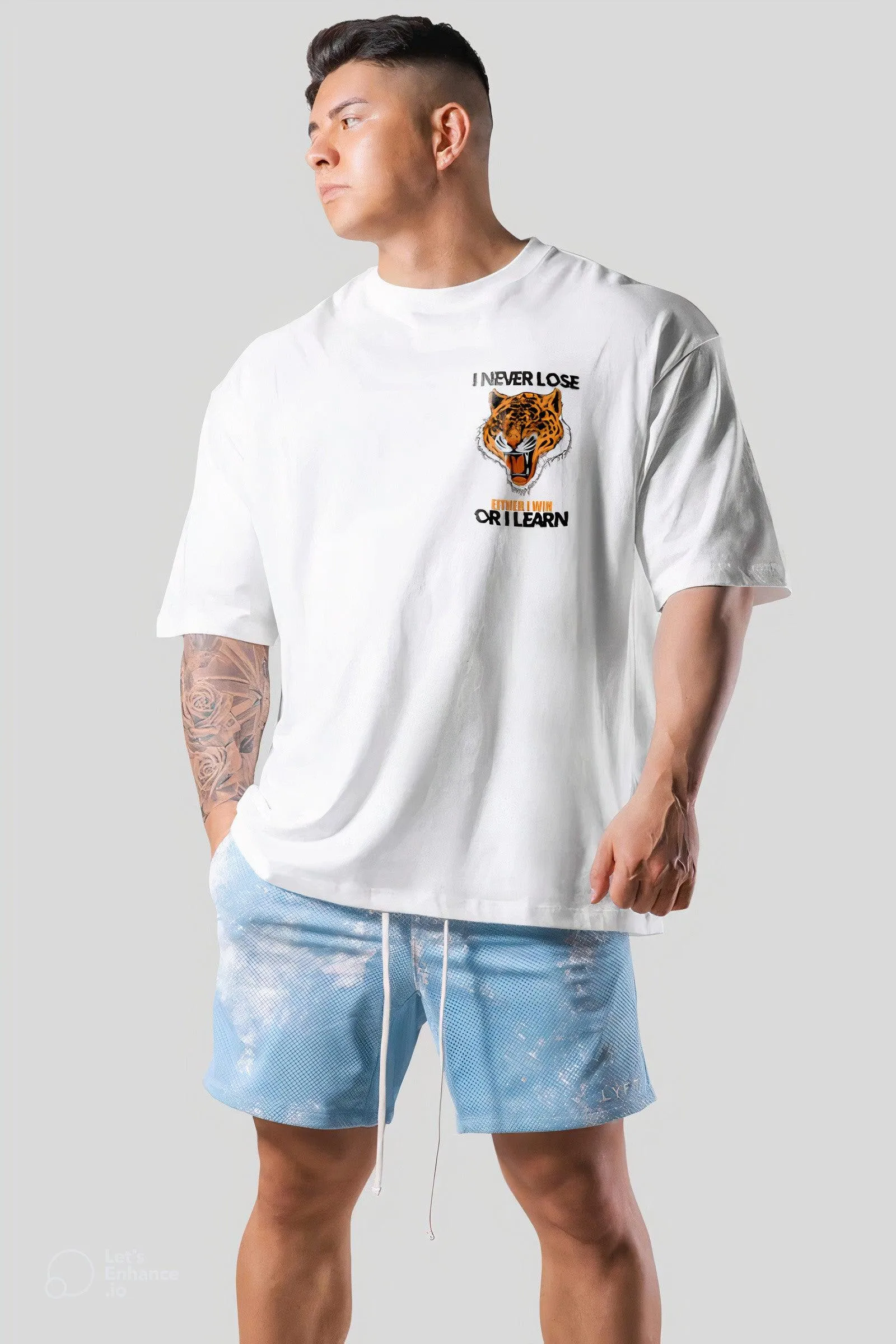 I NEVER LOSE ROAR OVERSIZED T-SHIRT (WHITE)