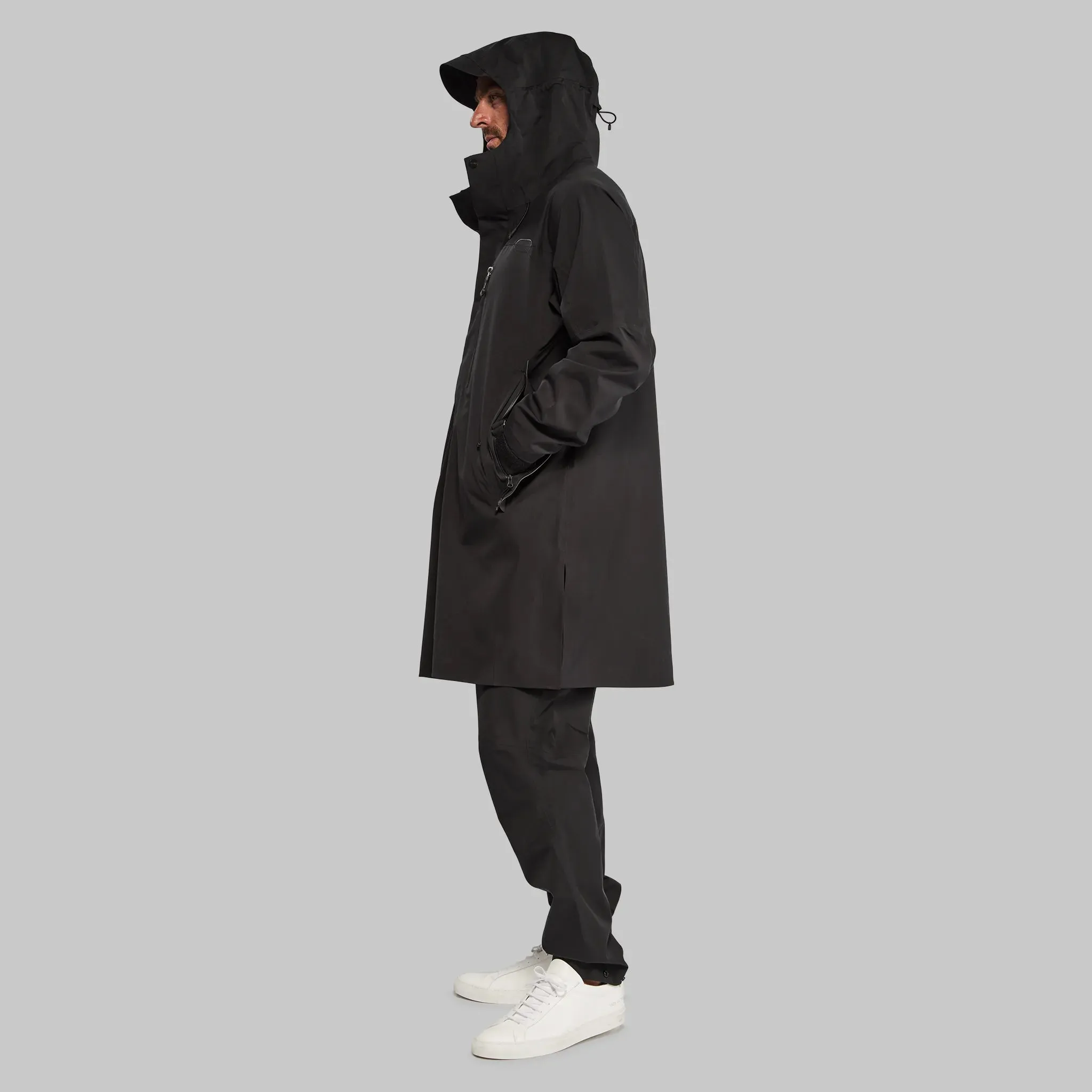 Waterfallproof Parka. Black edition